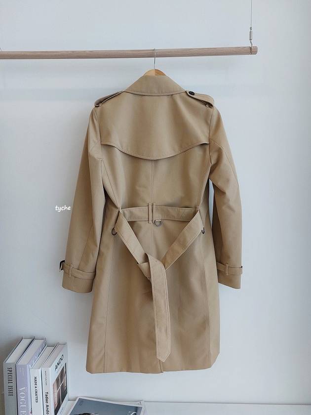 Burberry WoMen's Harbon Half Trench Coat Beige