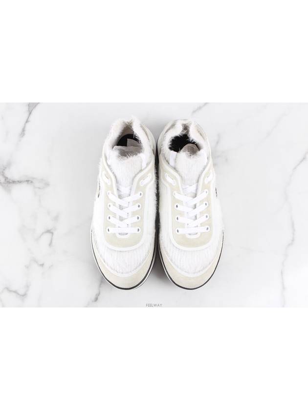 CC logo knit sneakers 36 230 Chanel