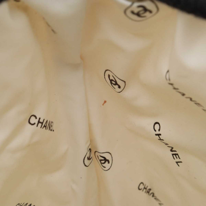 Top Quality Chanel NOBELTY LOGO PRINT WORKSHIP WORKSHIP WITH WHITE WHITE BLACK BLACK BLUMIN MARKET SHOP