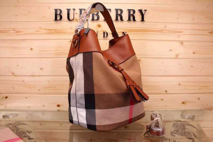 Burberry Bags - BG Bags - 1139