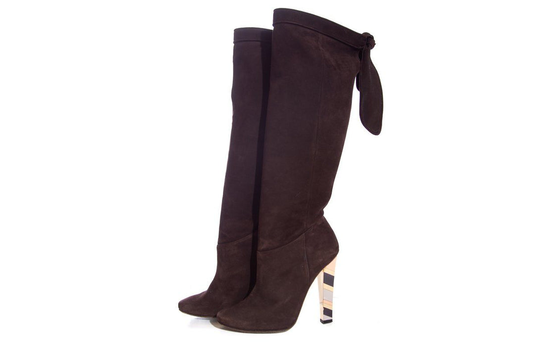 SZ 37.5 Boots
