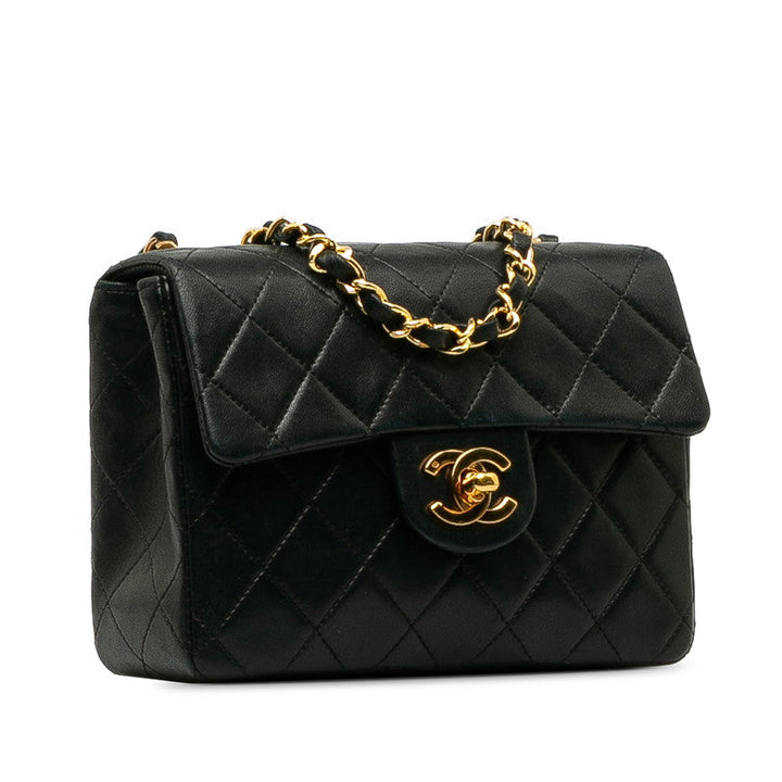 Top Quality Chanel Mini Flap Bag in Lambskin Black Ladies
