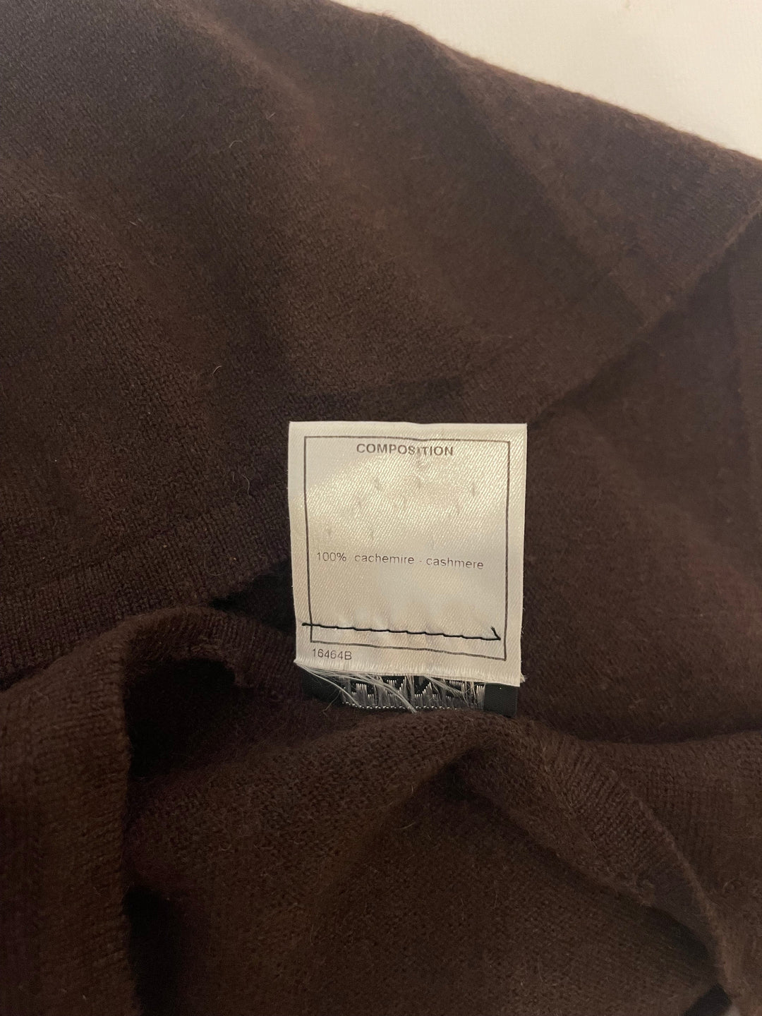 Top Quality Chanel 02/A Chocolate Brown Cashmere Sleeveless Top with CC Logo Detail FR 38 (UK 10)