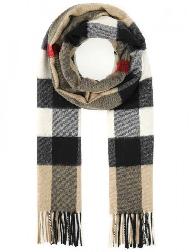 Burberry Check Fringe Cashmere Muffler