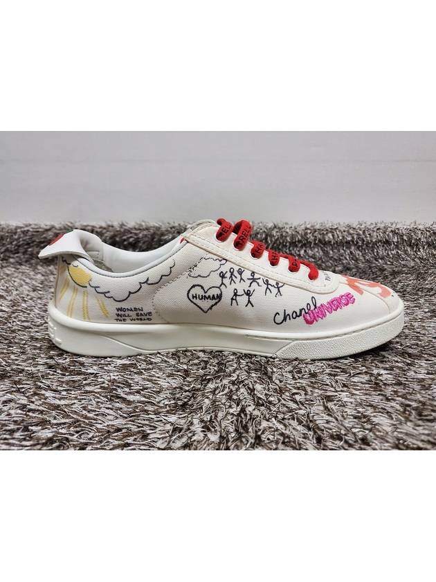 Xpharrell sneakers 40 250 Chanel