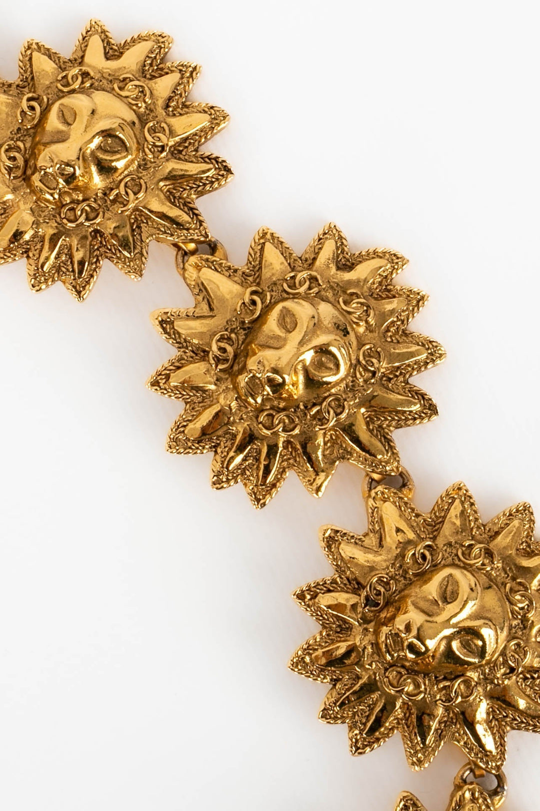 Ceinture "t√™tes de lion" Chanel