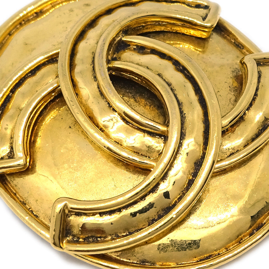 Top Quality Chanel Oval Brooch Pin Gold 94P