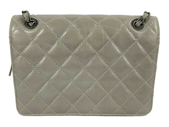 Top Quality Chanel - Glazed Calfskin Quilted Medium Day Trip New Bag - Crossbody