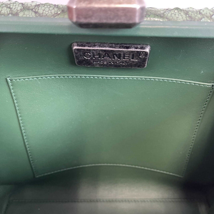 Chanel - Python Snakeskin Green CC Kiss lock Shoulder Bag / Crossbody