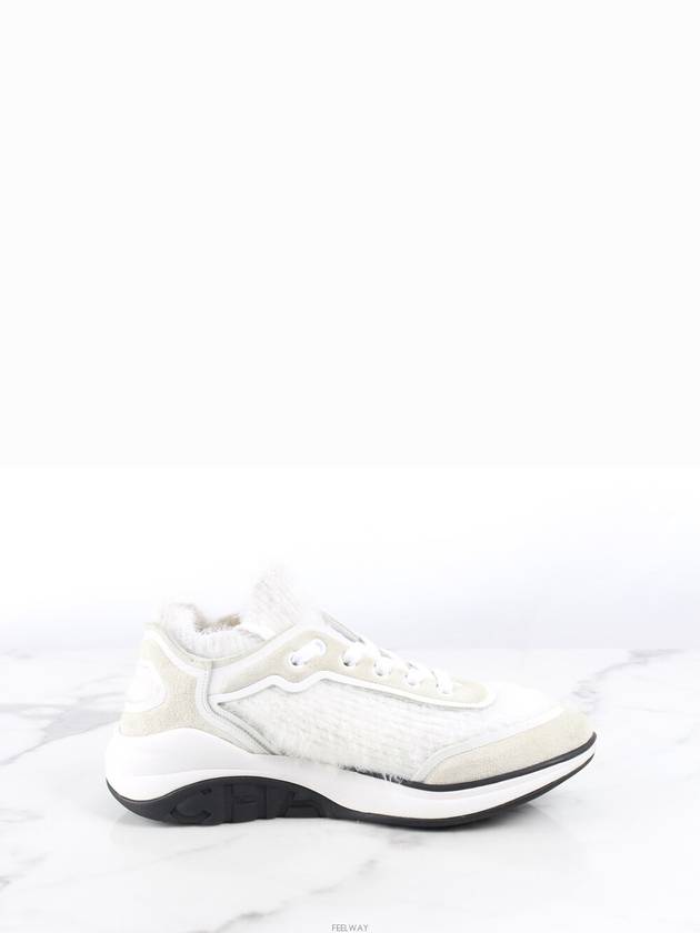 CC logo knit sneakers 36 230 Chanel