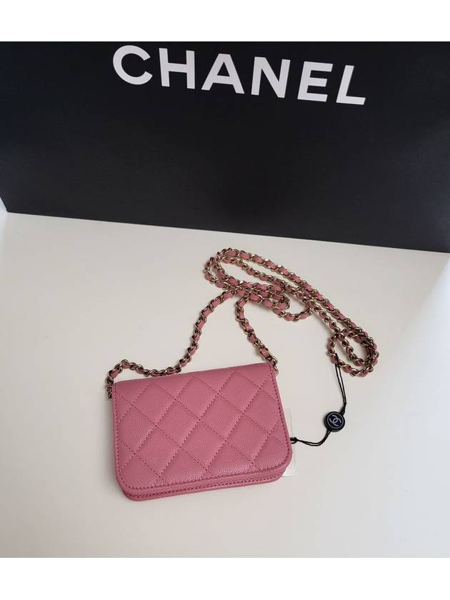 Classic Chain Grained Calfskin Flap Card Wallet Pink Chanel