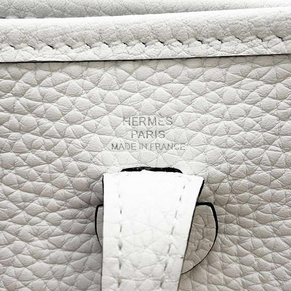 HERMES Evelyne New White Taurillon Clemence Size TPM