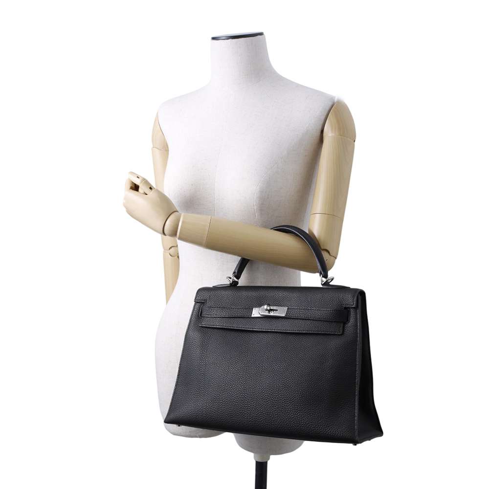 HERMES Kelly Sellier Black Togo Leather Size 32