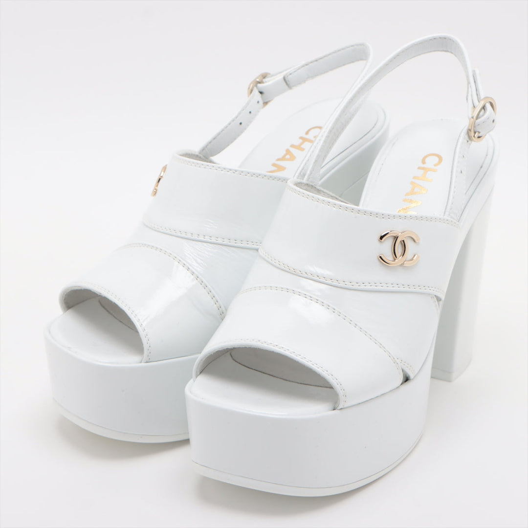 Top Quality Chanel Coco 23AW Patent Leather Sandal 35C  White G45016 Crample