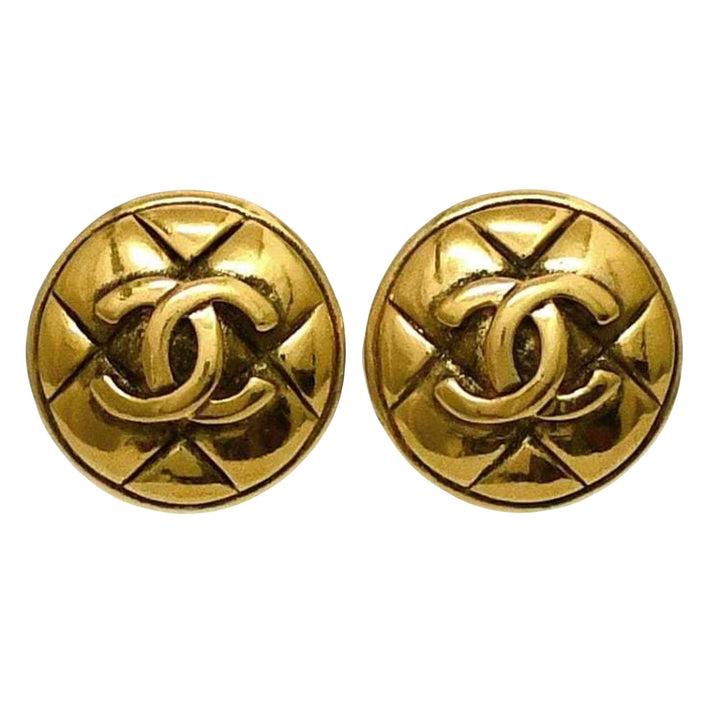 Chanel boucles d'oreilles Earrings
