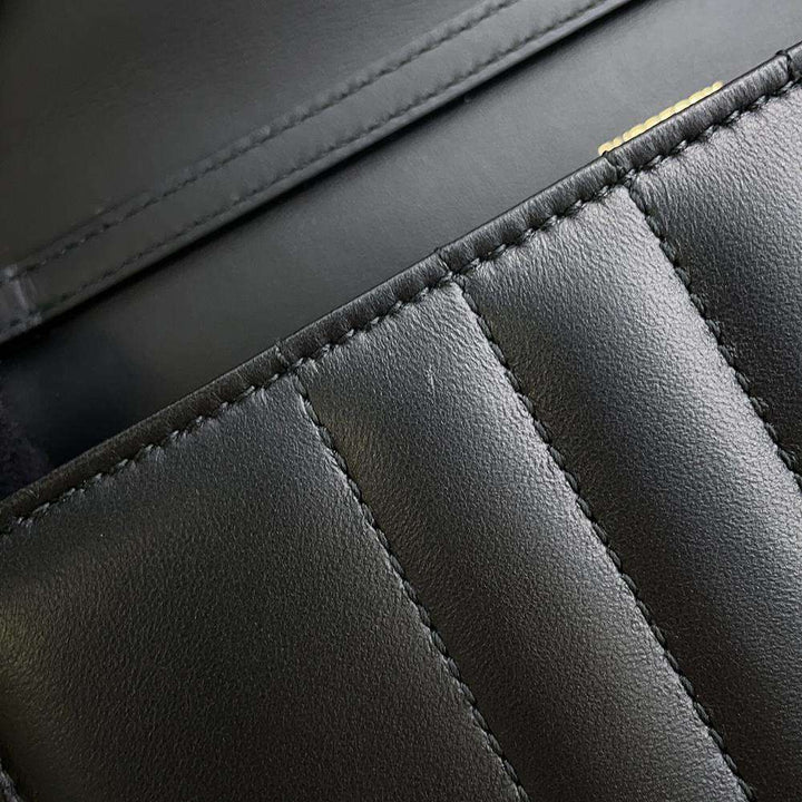 BURBERRY Roller ChainShoulder Bag Black 8066176 Leather