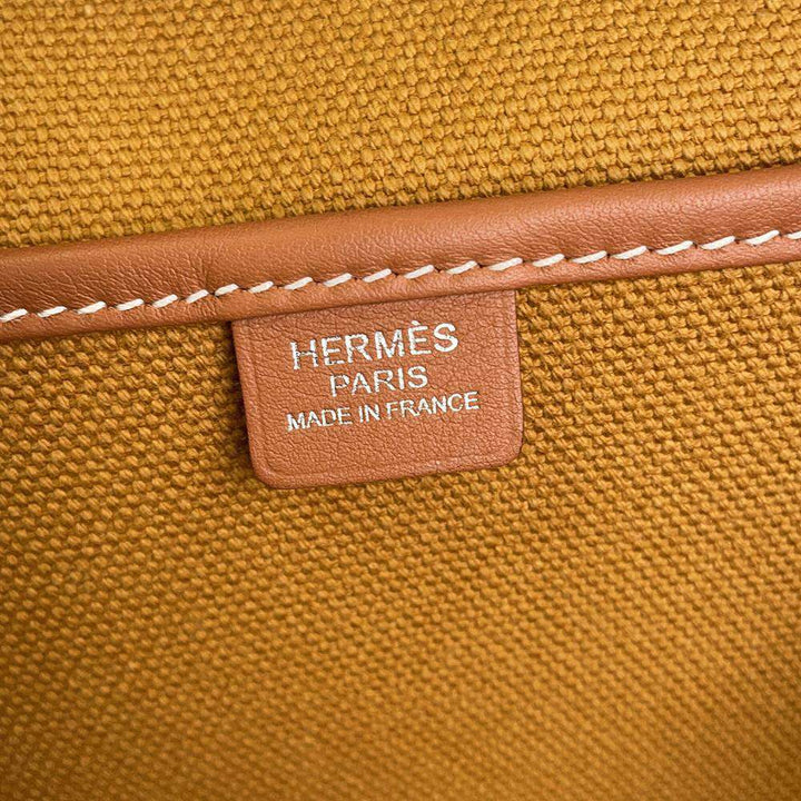 HERMES Etriviere Fauve/Desert Towargoelan Swift Leather Vache Hunter Leather Size 35