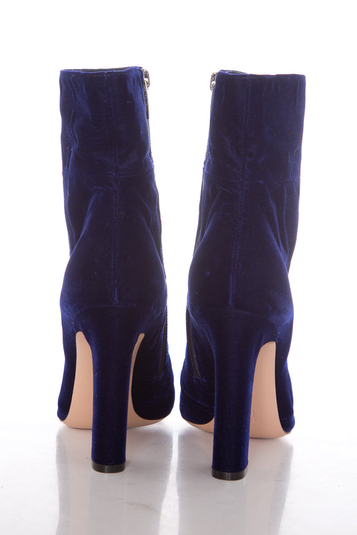 Gianvito Rossi Violet Booties SZ 40