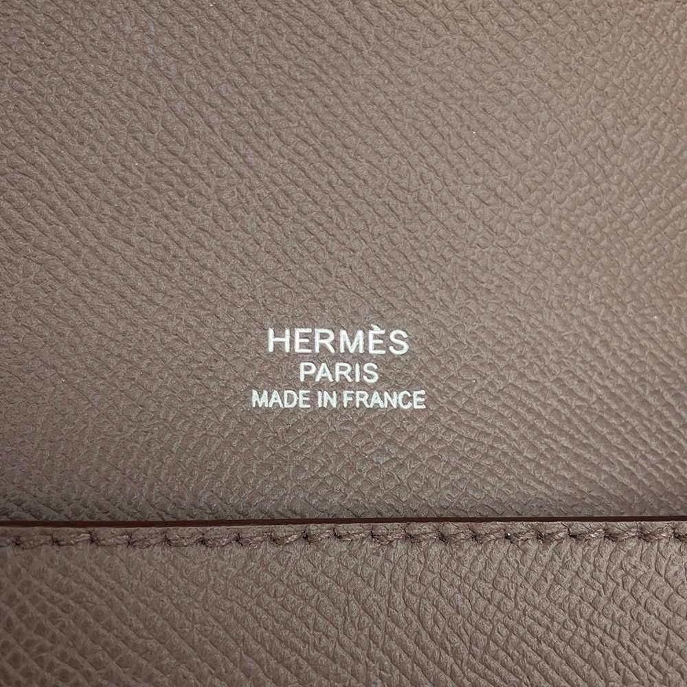 HERMES Sac A Depeches Light Etain Epsom Size 37