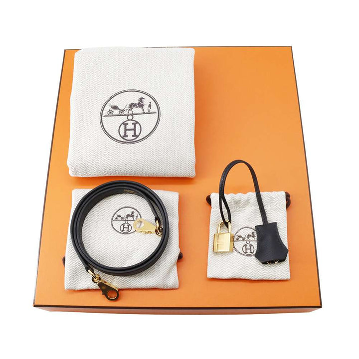 HERMES Kelly Sellier Black Epsom Size 28