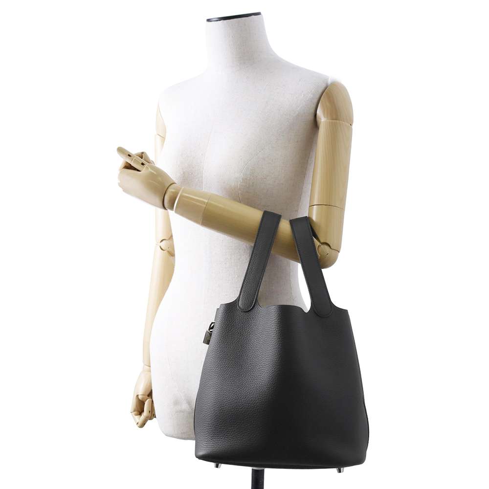 HERMES Picotin Lock Black Taurillon Clemence Size MM