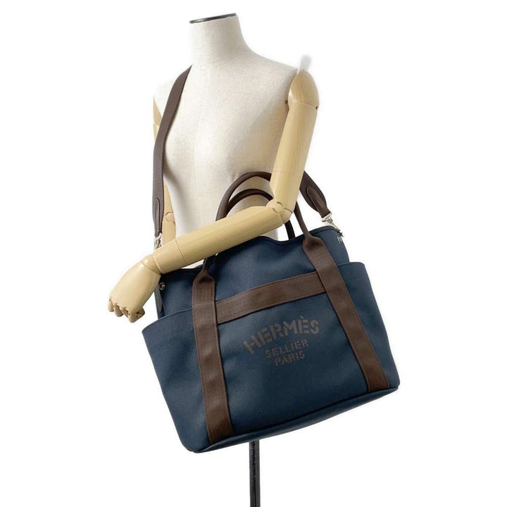 HERMES Sucked Pansage Groom Navy/Feu Toile Chevrons Canvas
