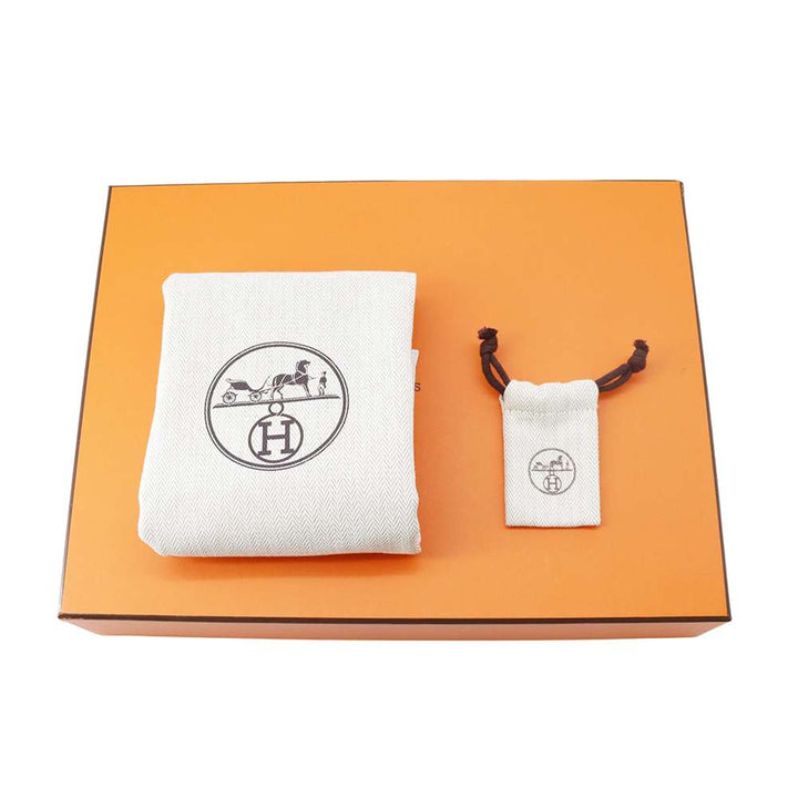 HERMES in-the-loop Tote Bag New White Taurillon Clemence Swift Leather Size 18