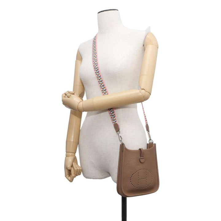 Hermes Evelyne Zigzag Beige de Weimar Taurillon Clemence Size TPM
