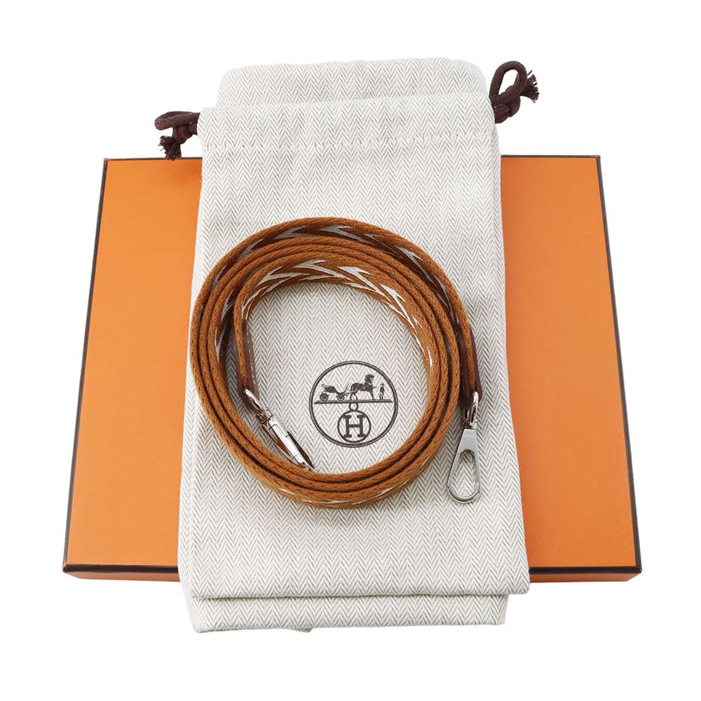 HERMES Evelyne Amazon Gold Taurillon Clemence Size TPM