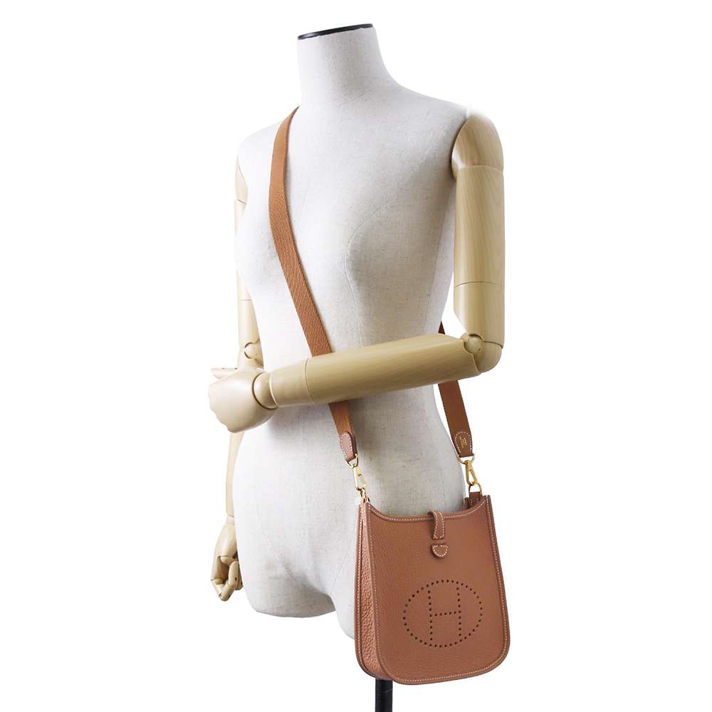 HERMES Evelyne Gold Taurillon Clemence Size TPM