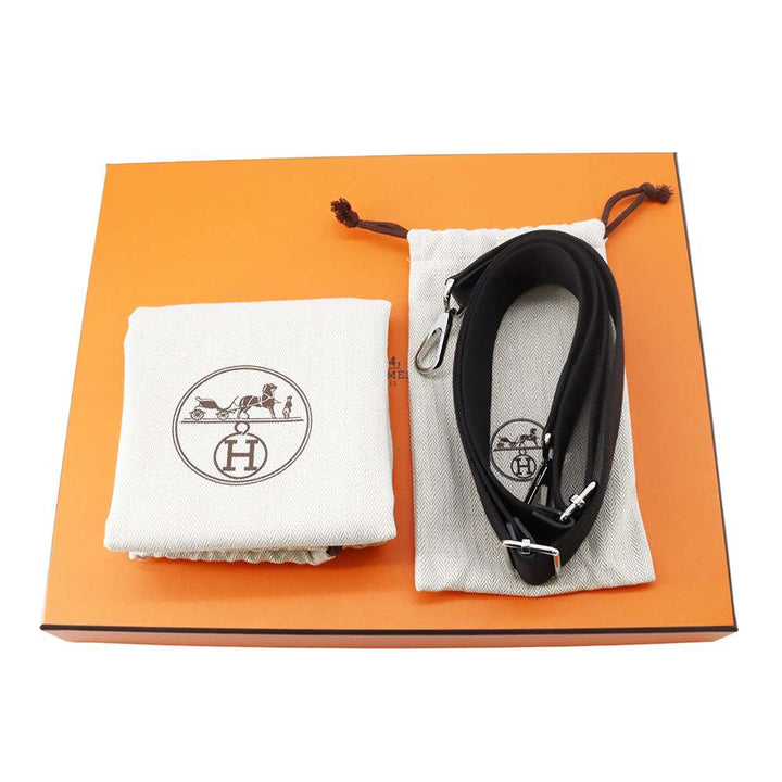 HERMES Evelyne3 Black Taurillon Clemence Size PM