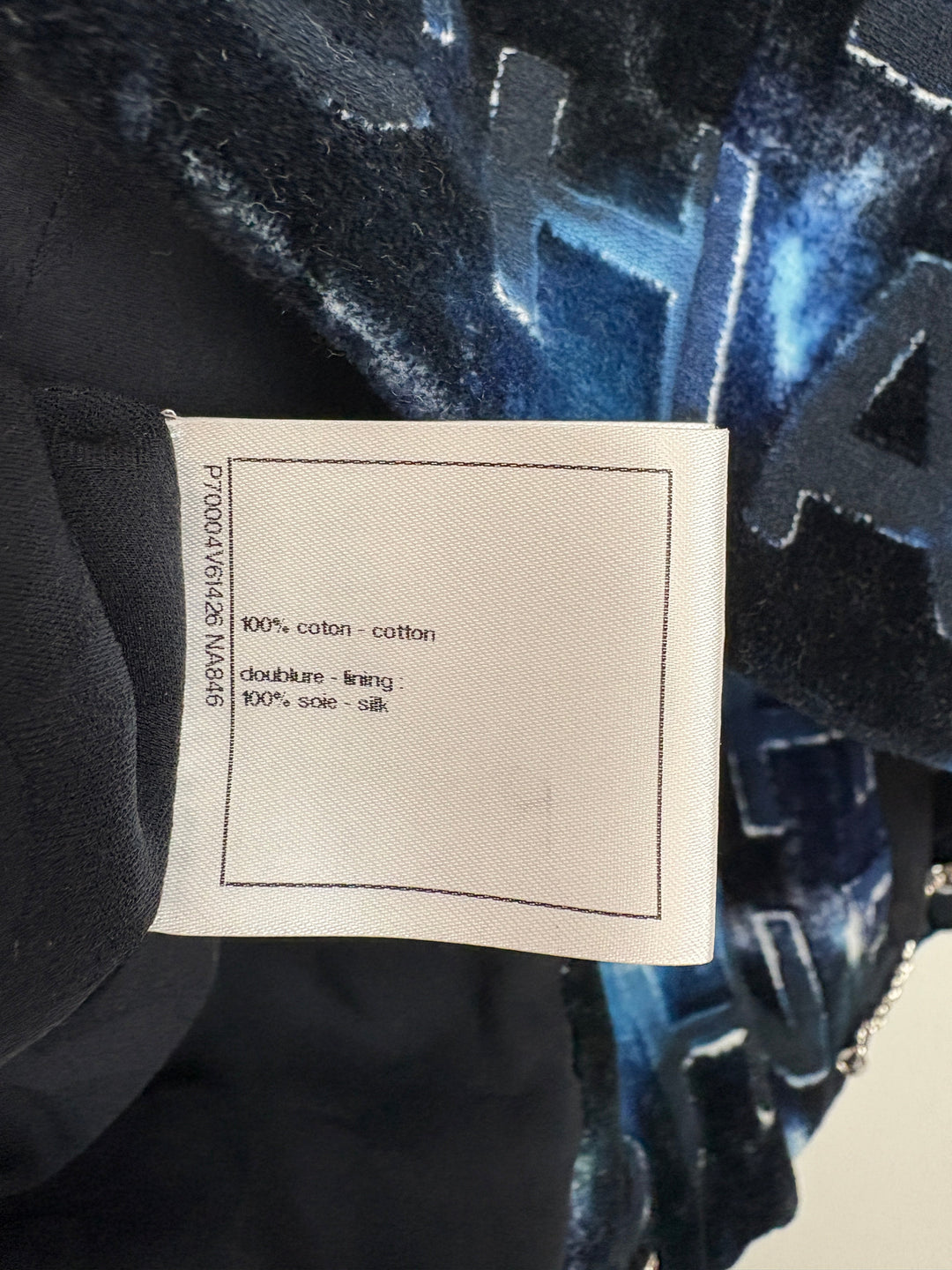 *HOT* Top Quality Chanel 21C Short Sleeve Jacket in Blue Logo Velvet with White Enamel & Crystal CC Button Detail Size FR 42 (UK 14)