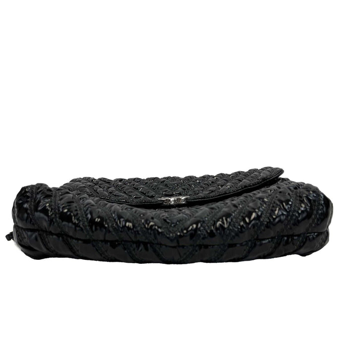 Chanel - New - Maxi Chevron Space Suit New Black Shoulder Bag