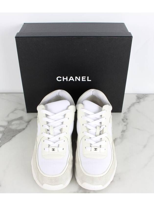 CC logo cruise sneakers 43 280 Chanel