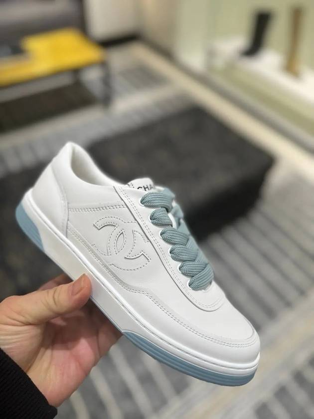 Calfskin Low Top Sneakers White Chanel