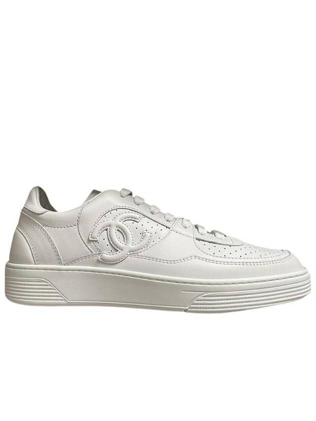 CC Logo Calfskin Low Top Sneakers White Chanel
