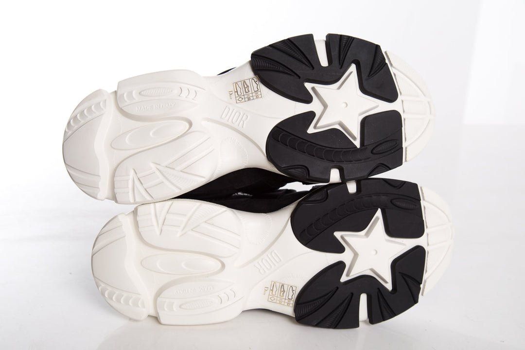 Dior Black & White D- Wander Sneakers SZ 41 NWT