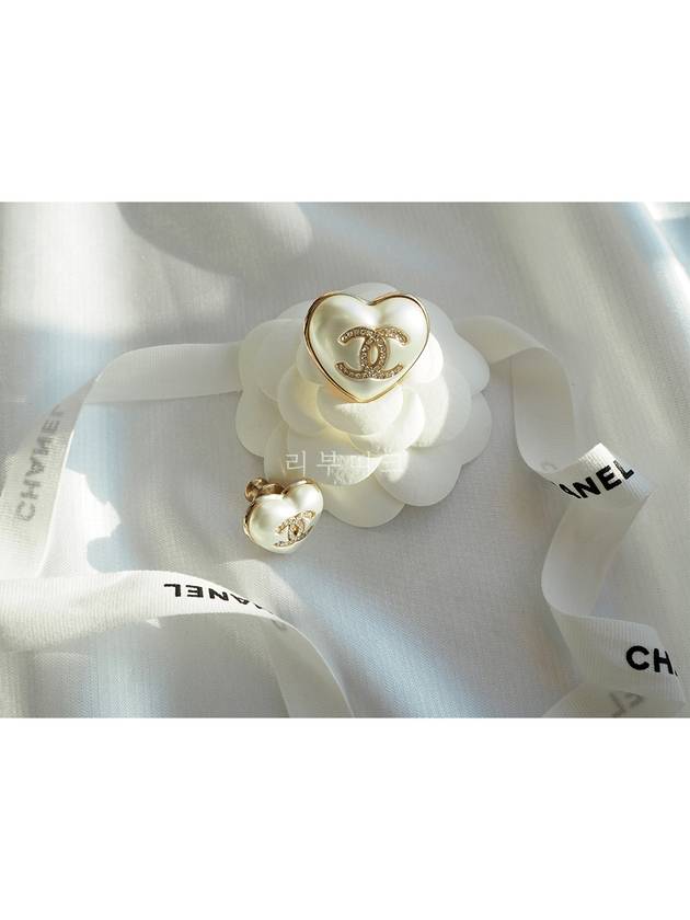 Double Heart Brooch Set White Chanel