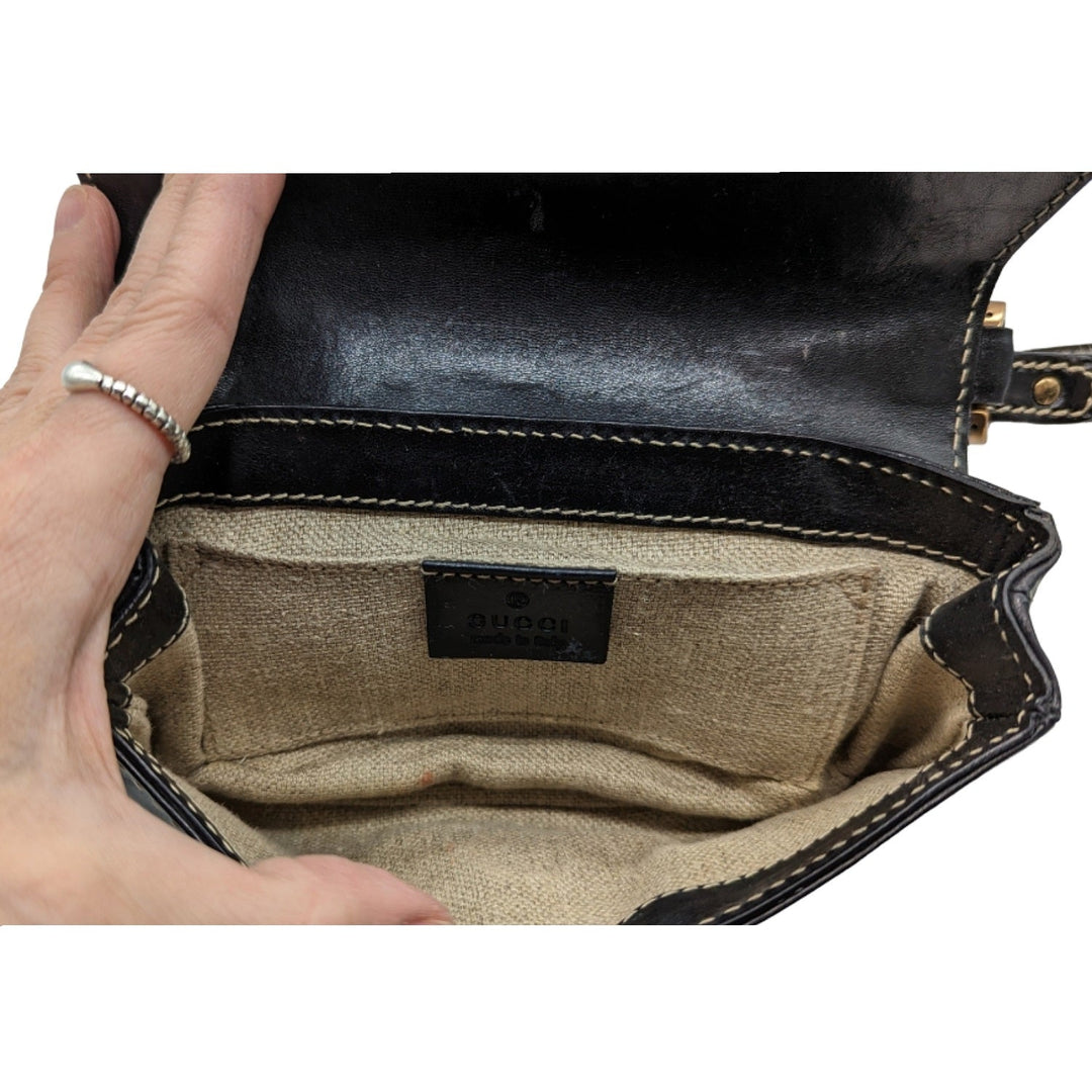 Gucci Vintage Black Leather GG Buckle Detail Shoulder Bag 124259