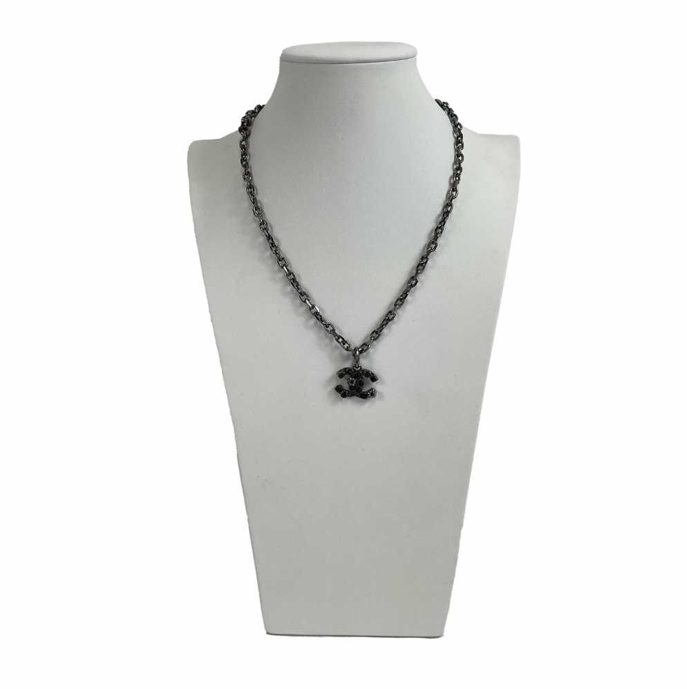 Top Quality Chanel - Gripoix CC Necklace - Red Stones - Silver Burgundy Logo Charm Chain