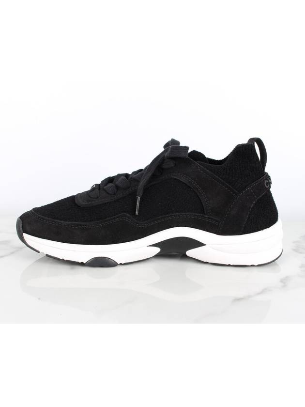CC logo knit cruise sneakers 38 250 Chanel
