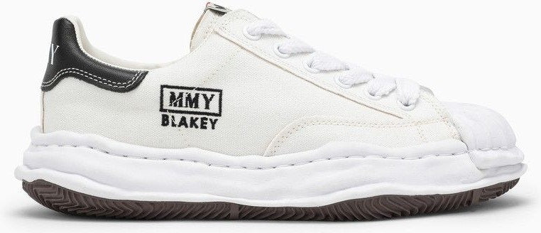 WHITE CANVAS BLAKEY LOW-TOP SNEAKERS