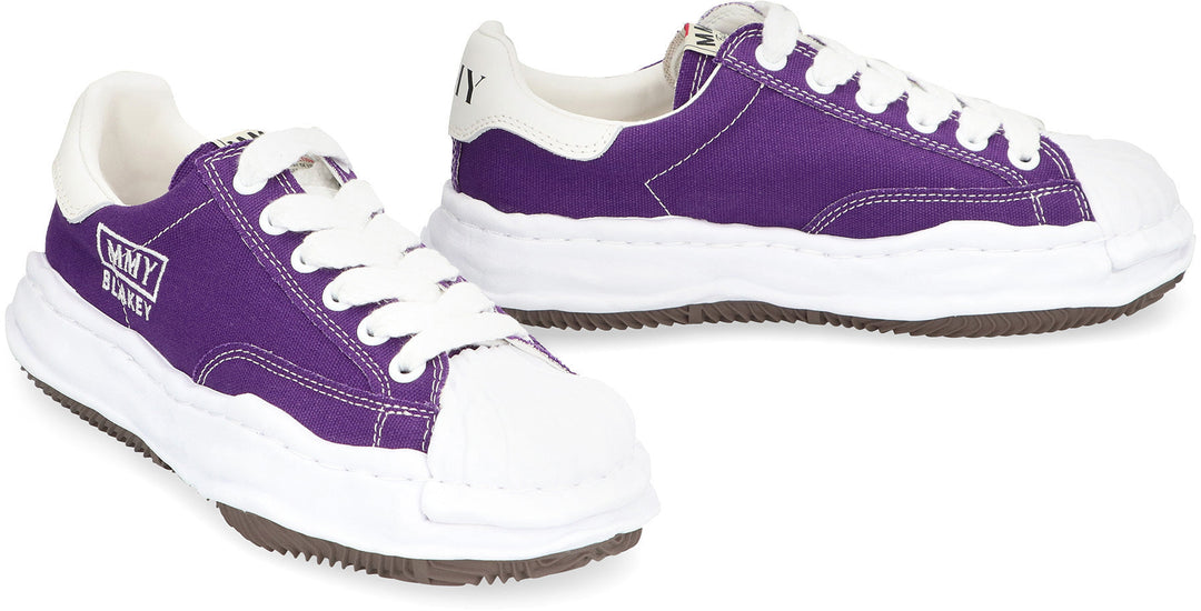 BLAKEY CANVAS LOW-TOP SNEAKERS