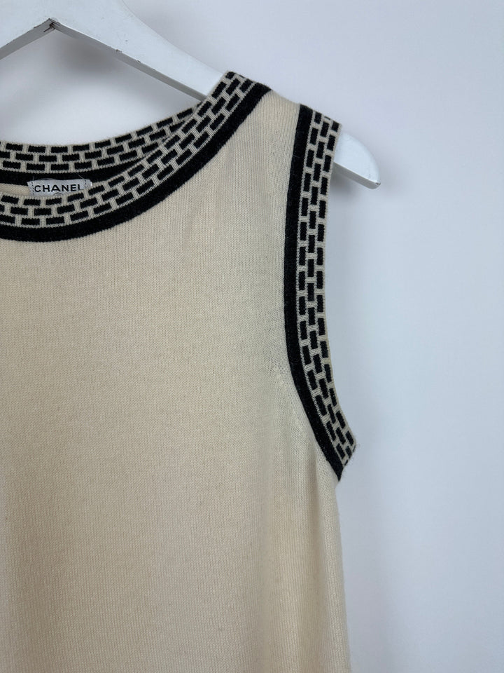 Top Quality Chanel 04A Cashmere Midi Dress and Longline igan Set With Grey Trim Detail FR 36 (UK 8)