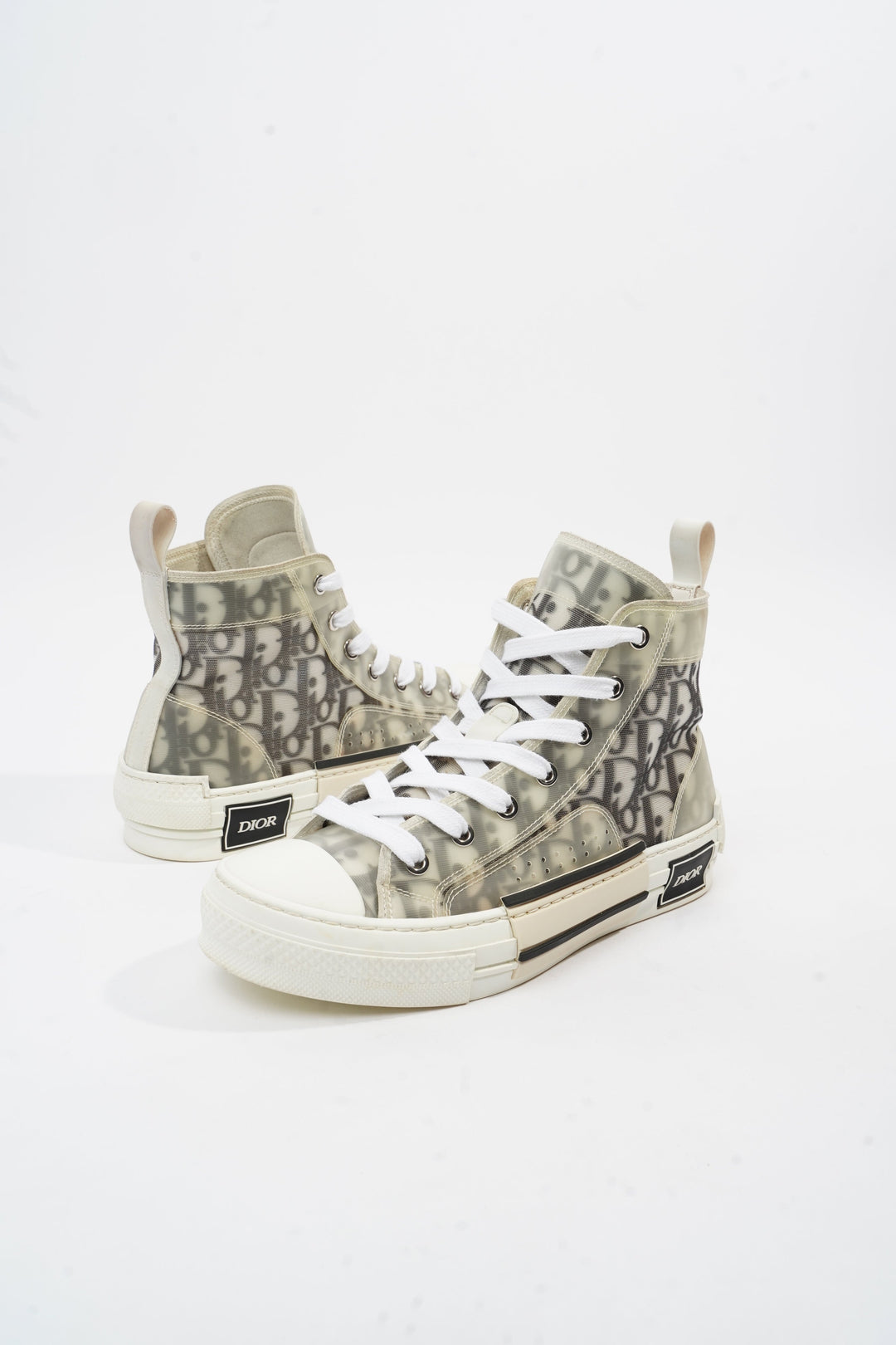 Christian Dior B23 High-top White / Black Oblique Canvas EU 37 UK 4