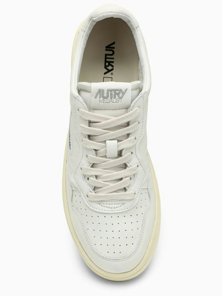 WHITE CREAM LEATHER MEDALIST SNEAKERS