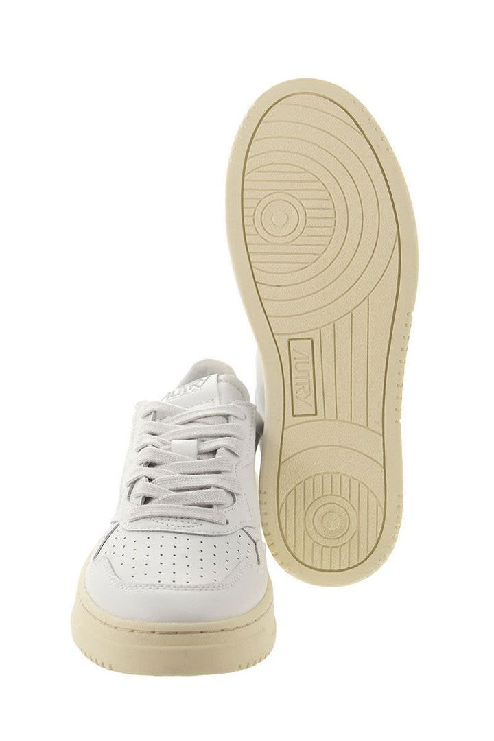 MEDALIST LOW - LEATHER SNEAKERS