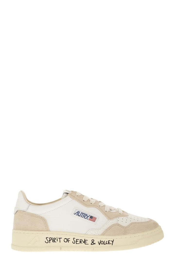 Medalist Sneakers