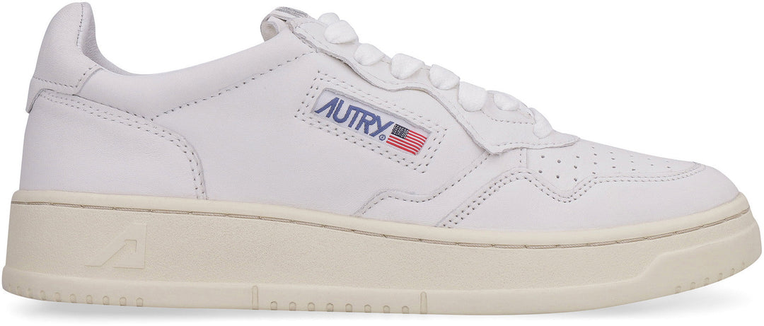 MEDALIST LEATHER LOW-TOP SNEAKERS