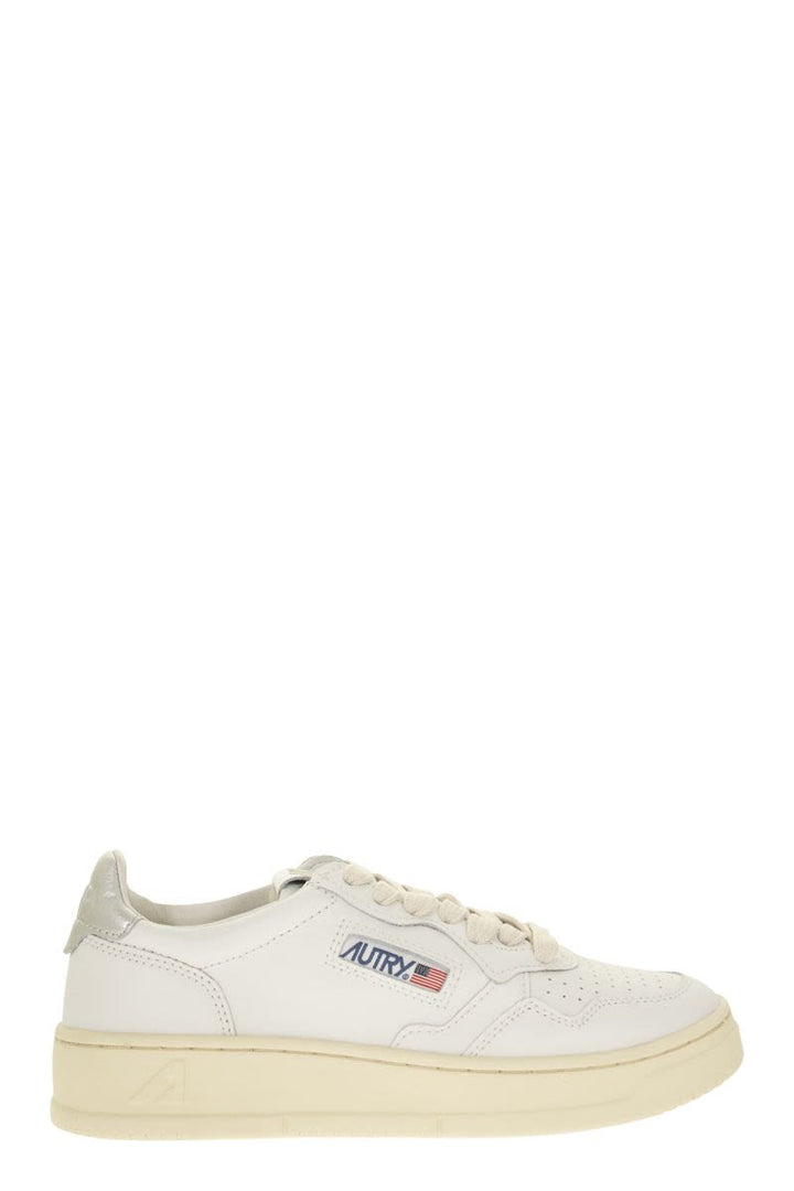 MEDALIST LOW - LEATHER SNEAKERS